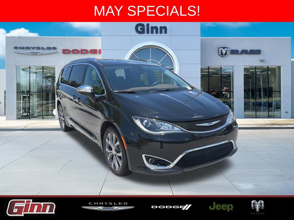 Used 2018 Chrysler Pacifica Limited FWD image 1