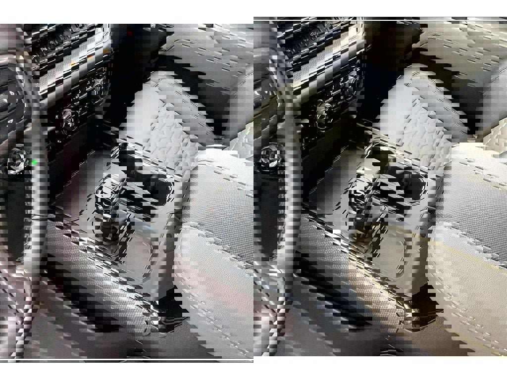 Used 2025 Chevrolet Silverado 1500 ZR2 w/ Technology Package image 19