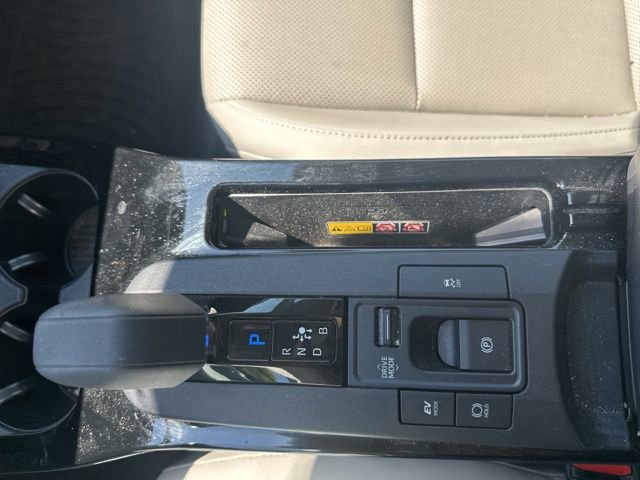 Used 2023 Toyota Prius XLE AWD/4WD image 22