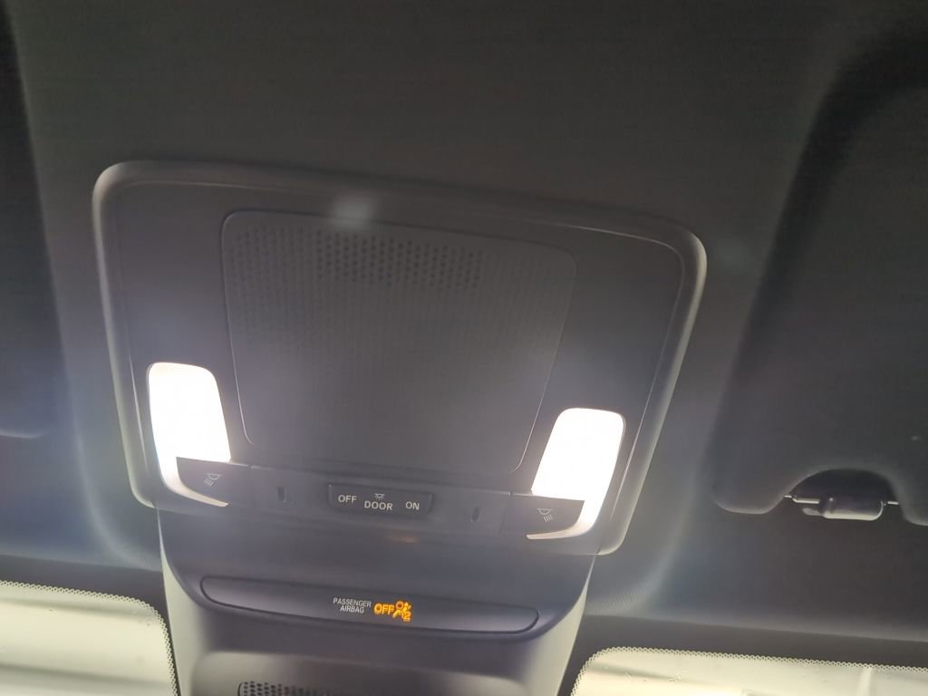 Used 2024 Honda HR-V Sport image 23
