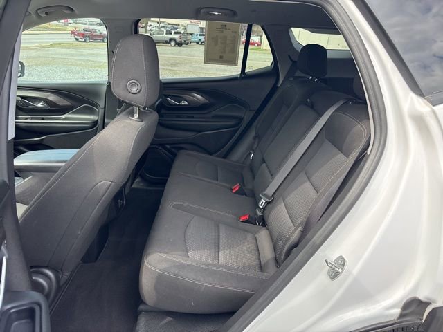 Used 2024 GMC Terrain SLE AWD/4WD image 9