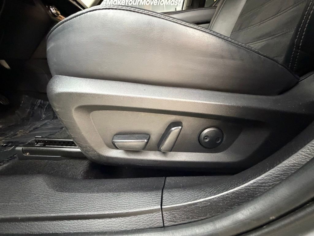 Used 2023 Mitsubishi Outlander SE image 25