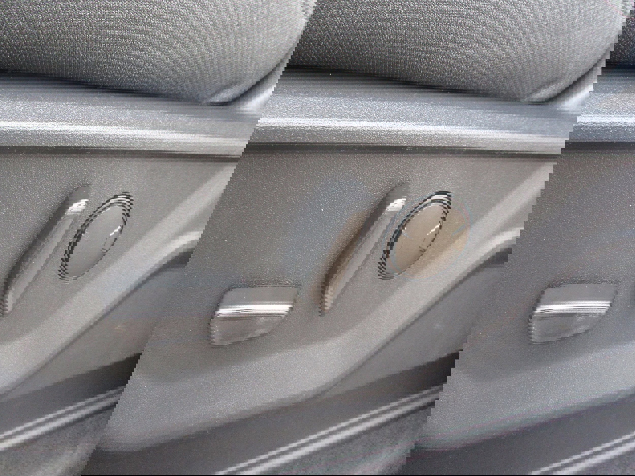 New 2026 Ford F150 XLT w/ Equipment Group 302A MID image 39