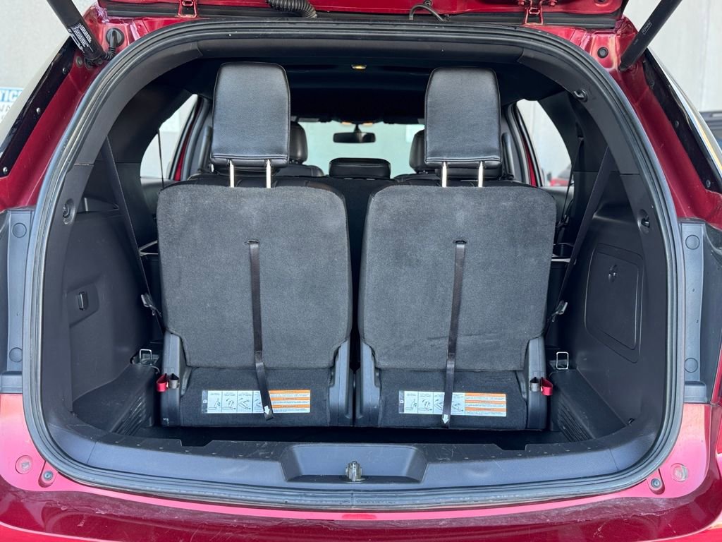 Used 2015 Ford Explorer XLT w/ Equipment Group 202A image 28