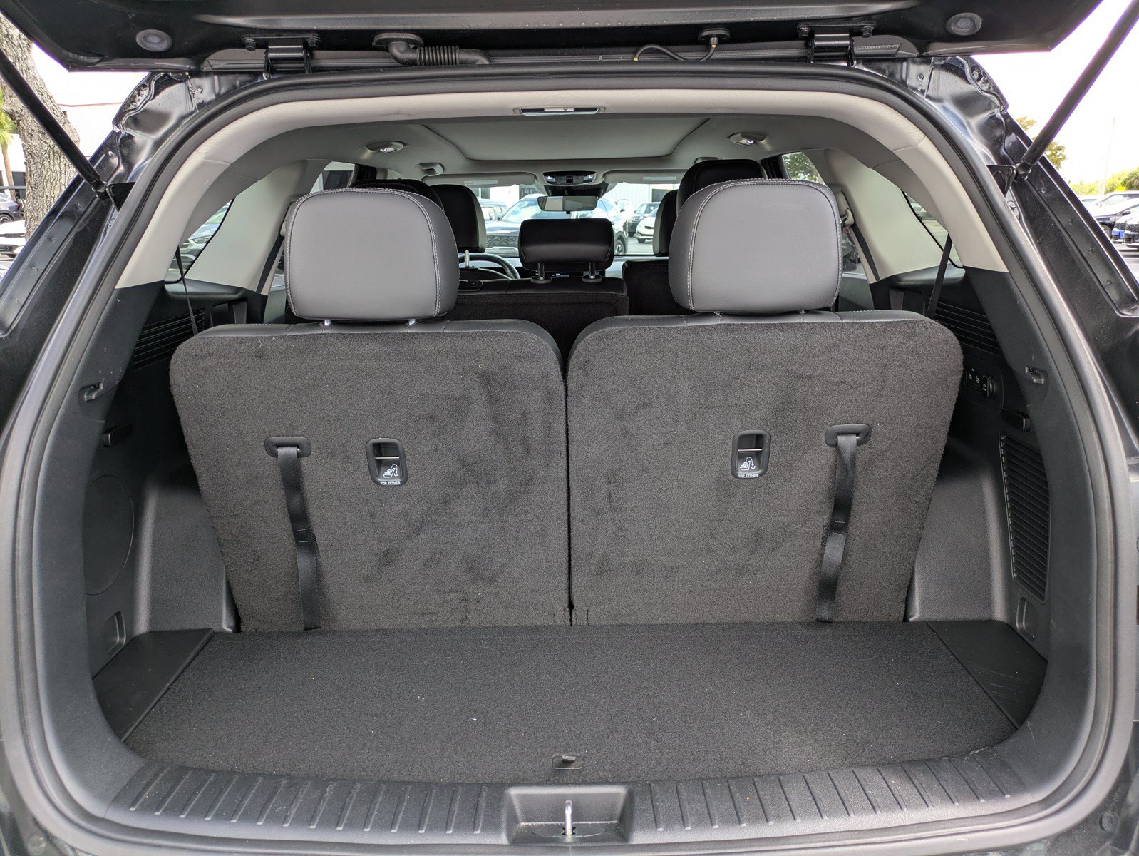 Certified 2026 Kia Sorento S w/ S Panoramic Sunroof Package FWD image 10