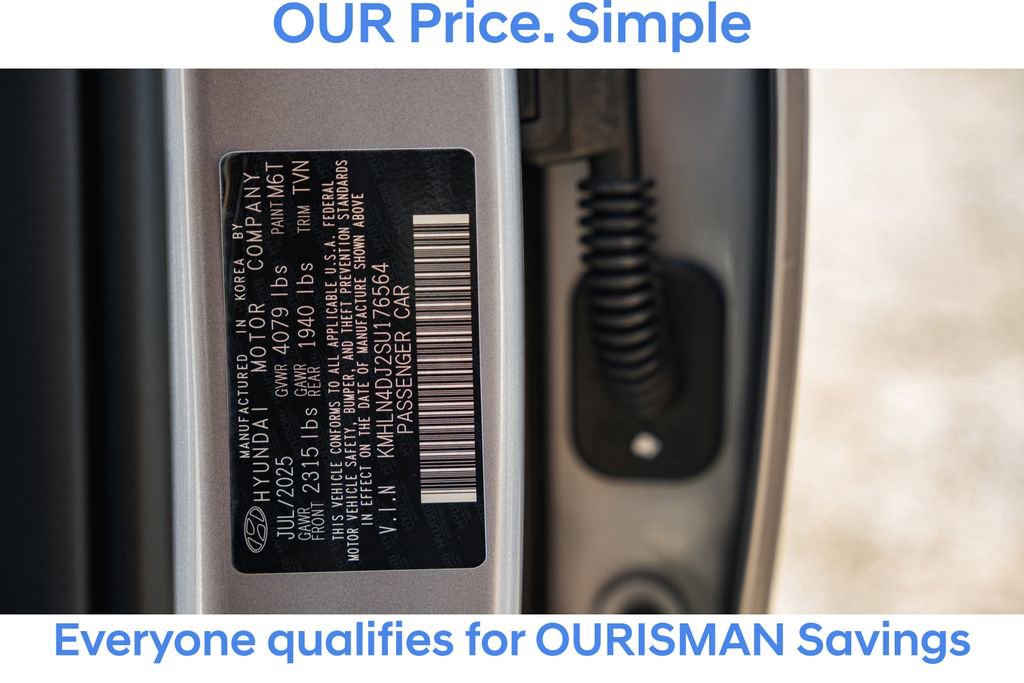 New 2025 Hyundai Elantra Limited image 37