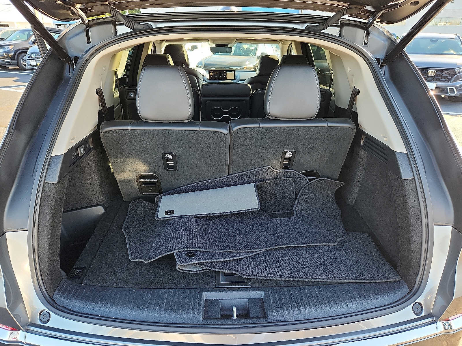 Used 2024 Acura MDX w/ Technology Package AWD/4WD image 26
