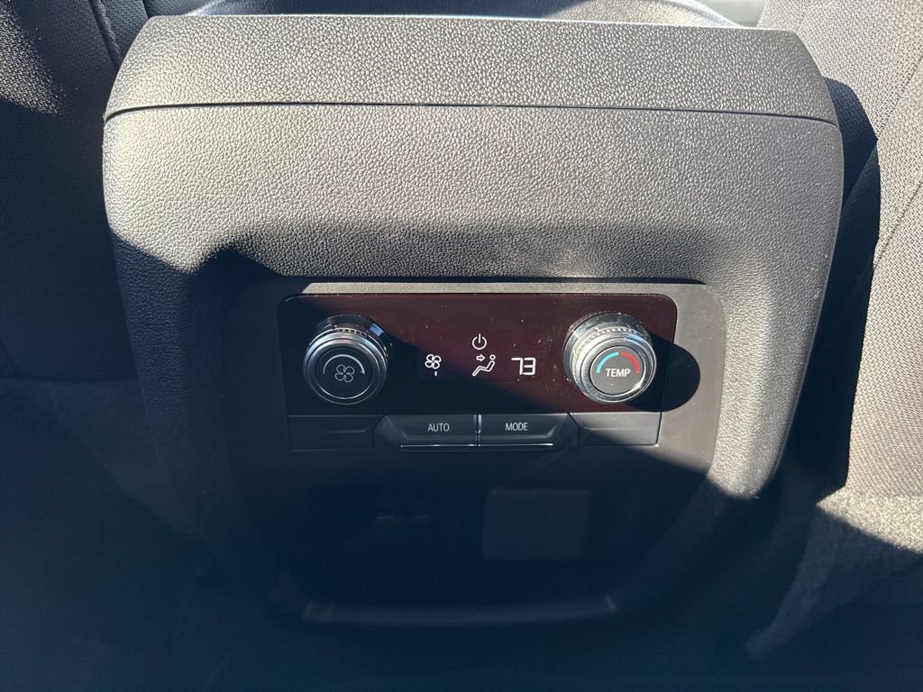 Used 2025 GMC Acadia Elevation FWD image 13