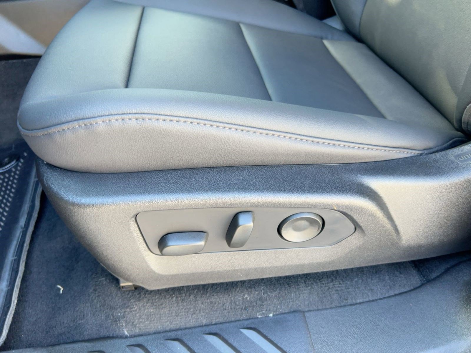 New 2026 Chevrolet Colorado Trail Boss AWD/4WD image 14