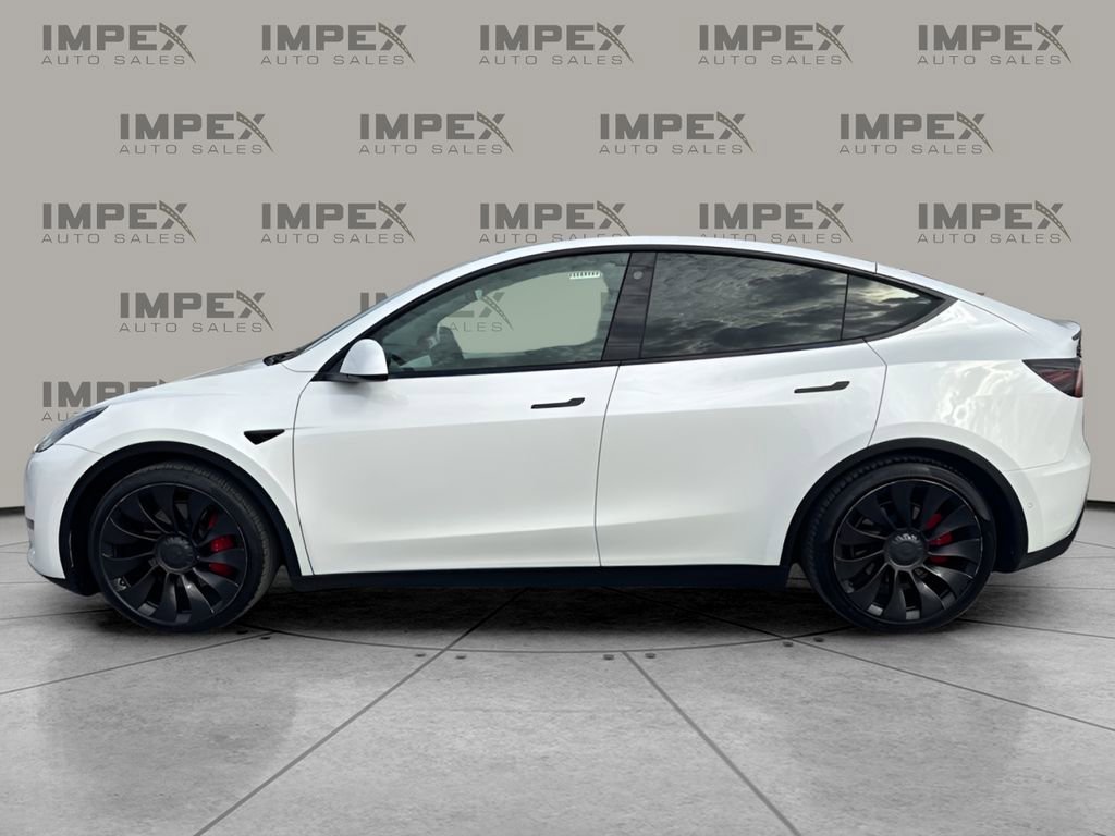 Used 2022 Tesla Model Y Performance image 2