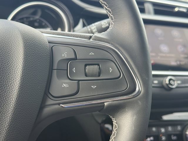 Used 2023 Buick Encore GX Essence w/ Experience Buick Package image 24