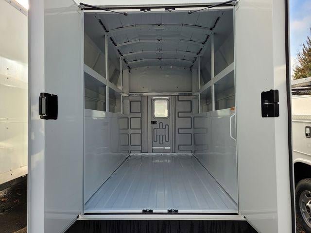 New 2024 GMC Savana 3500 w/ Power Convenience Package image 26