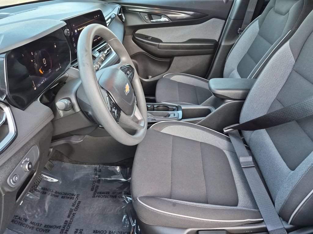 Used 2026 Chevrolet TrailBlazer LT AWD/4WD image 15