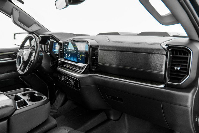 Used 2022 Chevrolet Silverado 1500 LT Trail Boss image 10