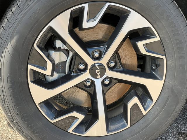 Used 2023 Kia Sportage EX image 6