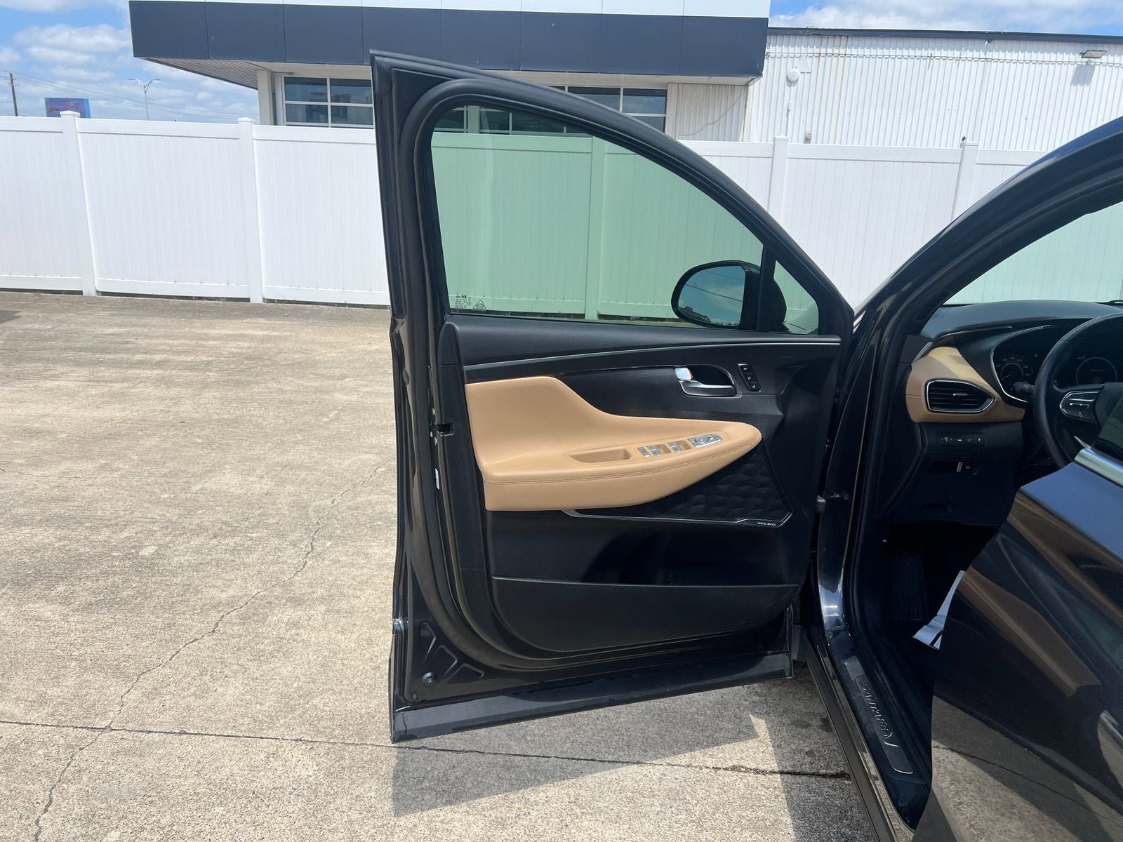 Used 2023 Hyundai Santa Fe Calligraphy AWD/4WD image 18