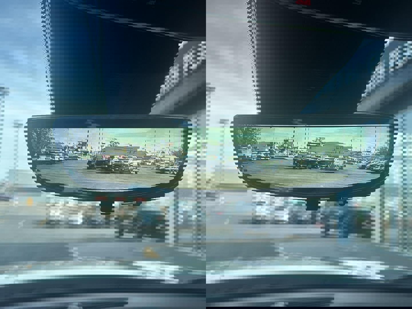 New 2026 GMC Acadia Denali w/ Super Cruise Package image 33