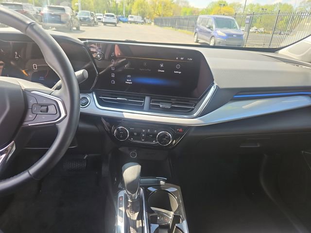 Used 2024 Chevrolet Trax LT w/ Driver Confidence Package FWD image 18