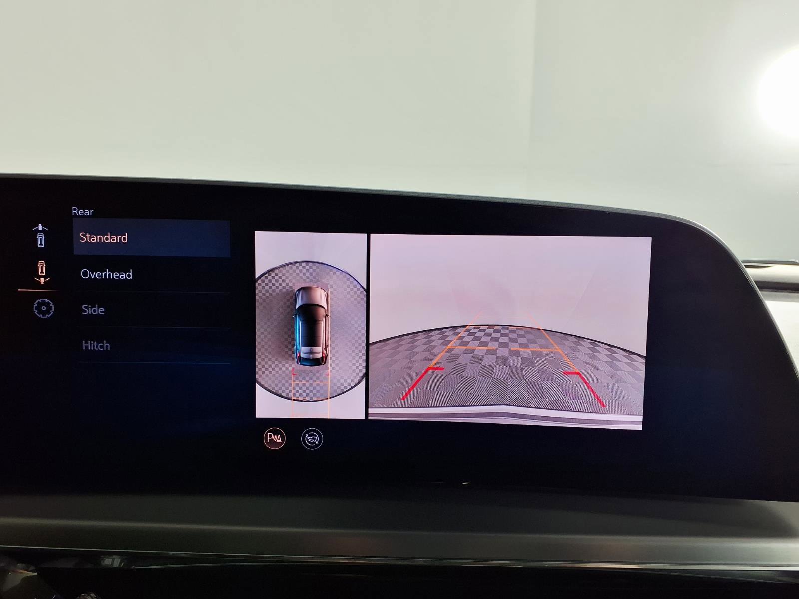 Certified 2024 Cadillac Lyriq Luxury AWD/4WD image 18