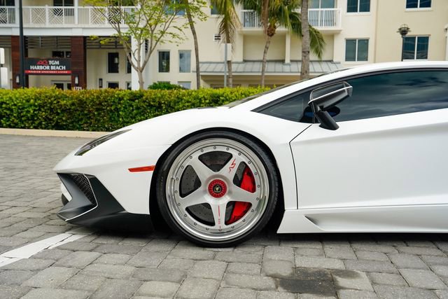 Used 2016 Lamborghini Aventador LP 750-4 Superveloce AWD/4WD image 13