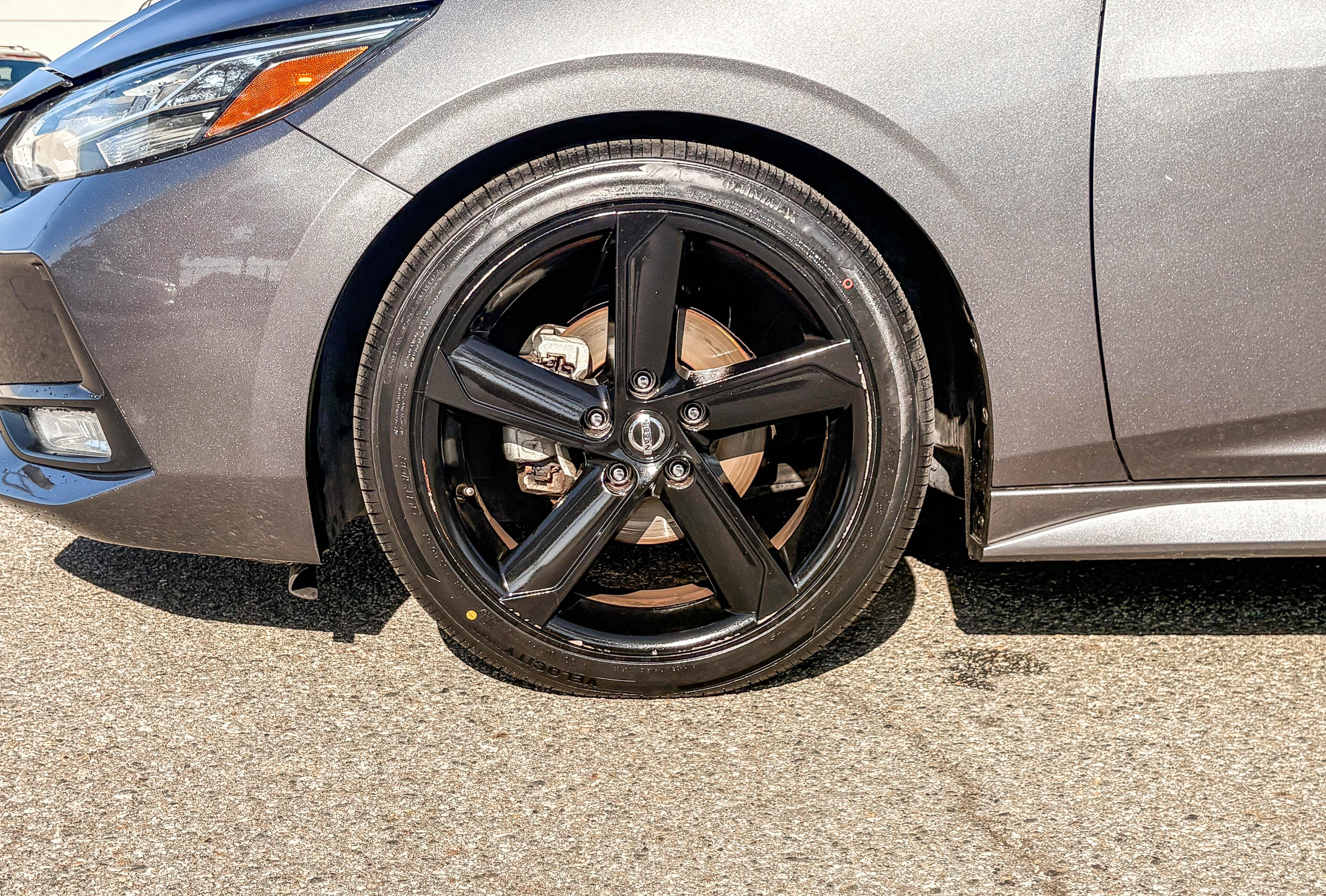 Used 2021 Nissan Sentra SR FWD image 11