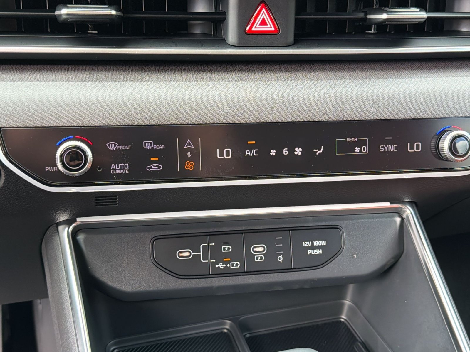 New 2026 Kia Carnival EX FWD image 23