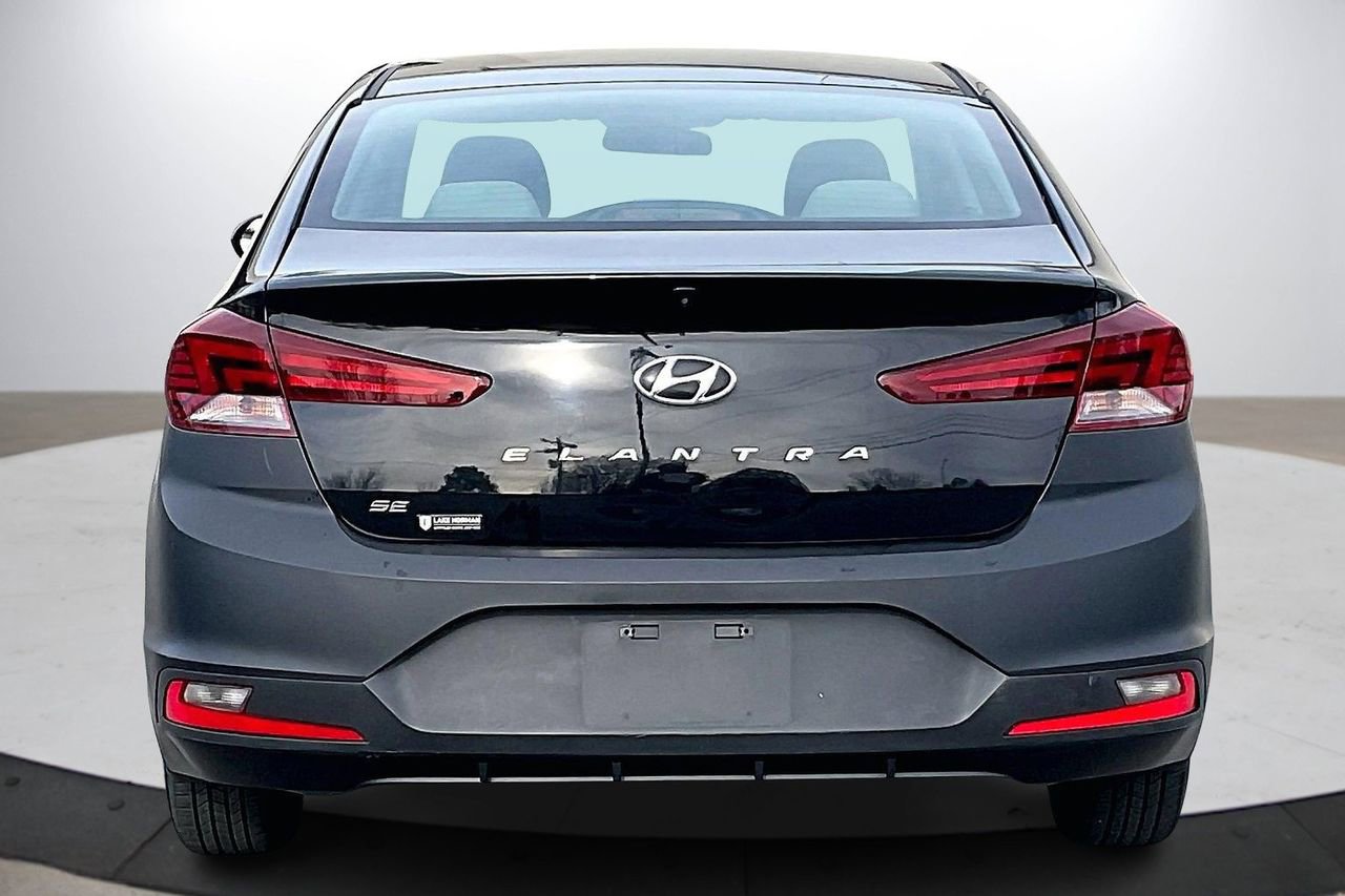 Used 2019 Hyundai Elantra SE image 8