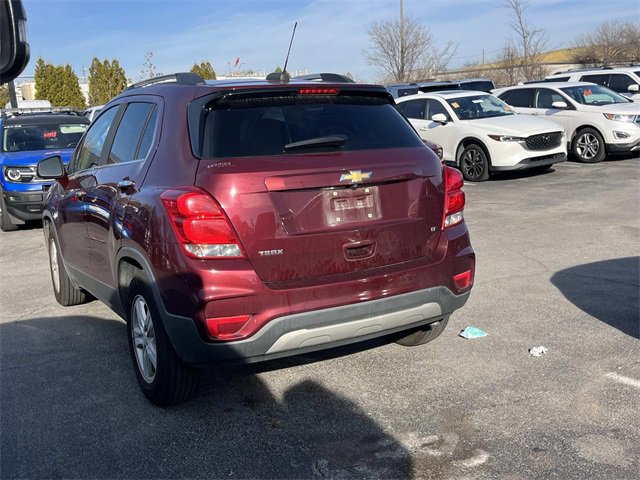 Used 2017 Chevrolet Trax LT w/ LT Convenience Package image 5