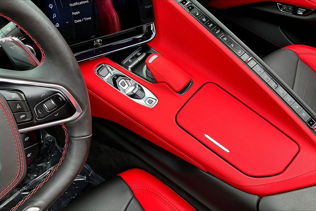 Used 2025 Chevrolet Corvette Z06 w/ Stealth Interior Trim Package RWD image 18