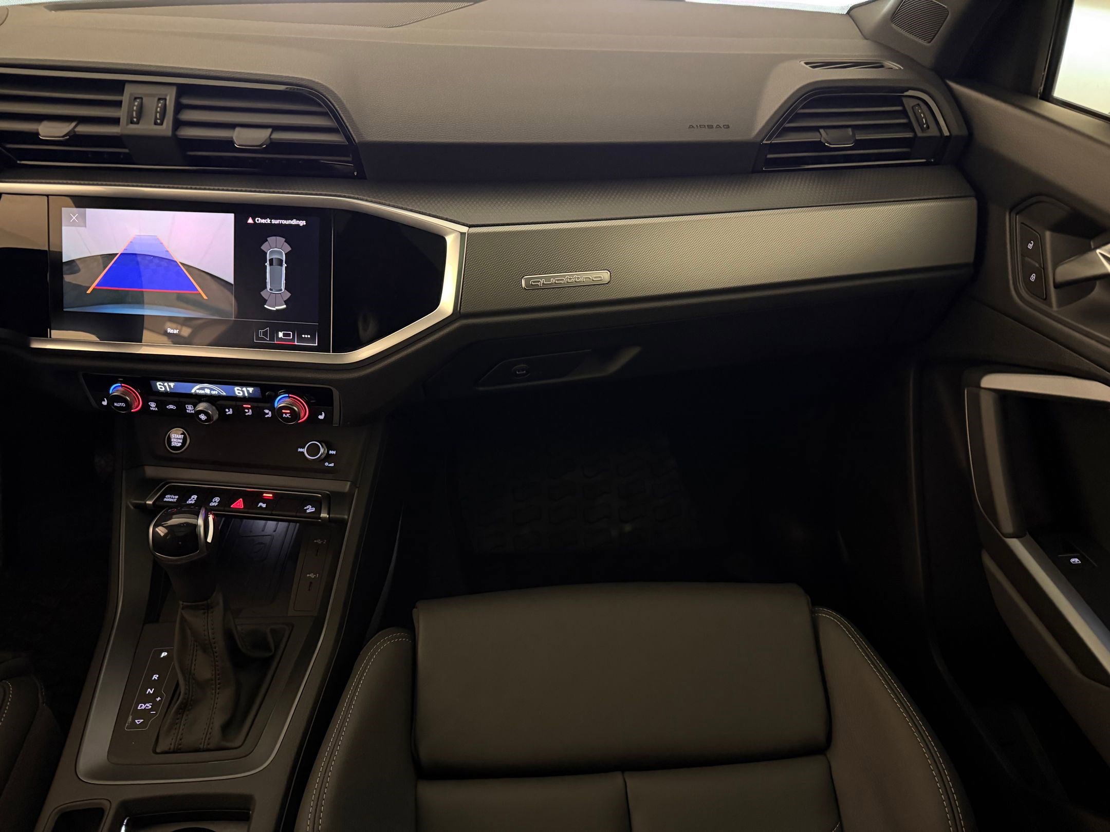 Certified 2025 Audi Q3 2.0T Premium w/ Convenience Package image 24