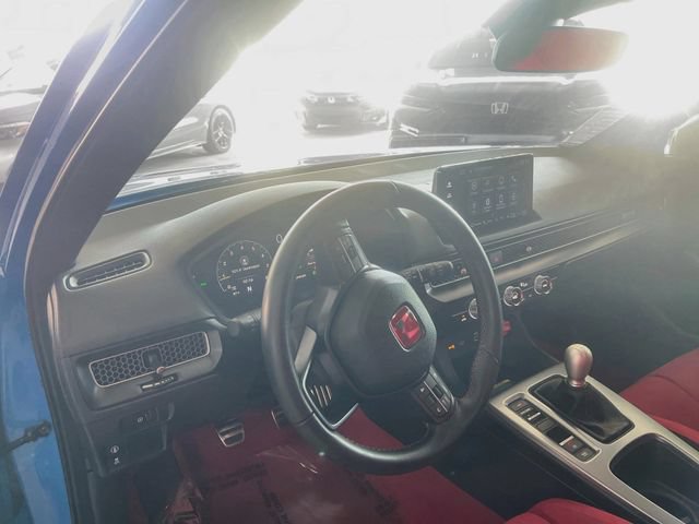 Used 2025 Honda Civic Type R image 11
