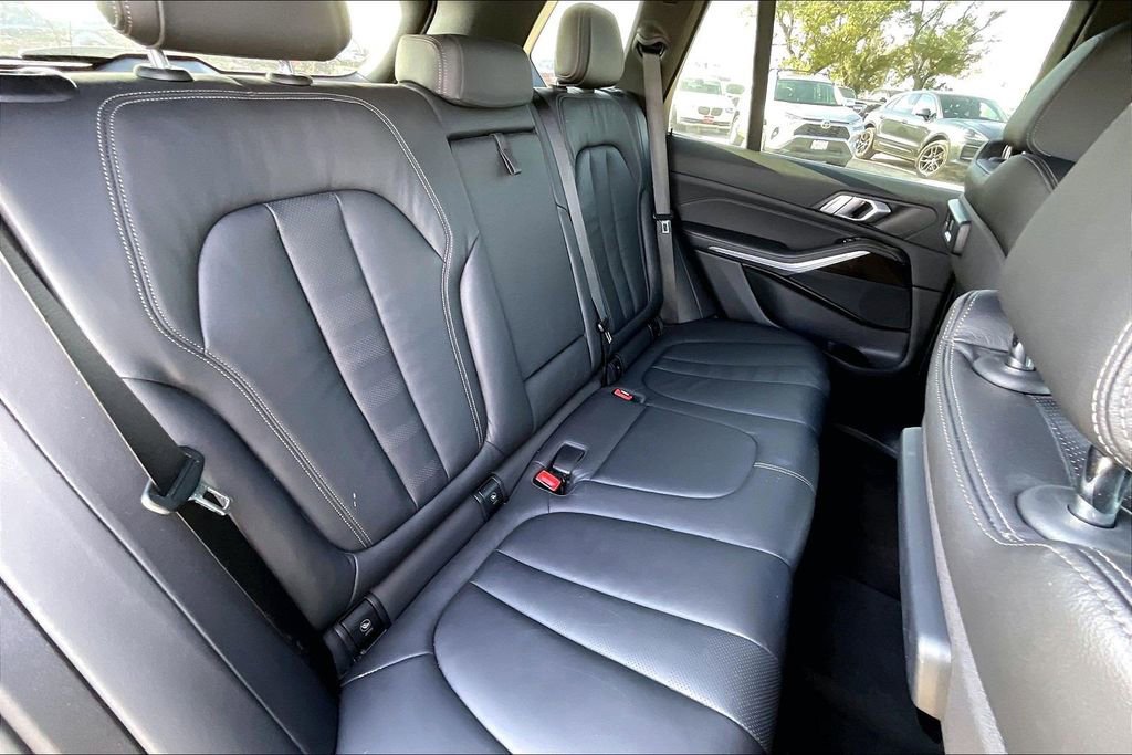 Used 2019 BMW X5 xDrive40i w/ Convenience Package image 22