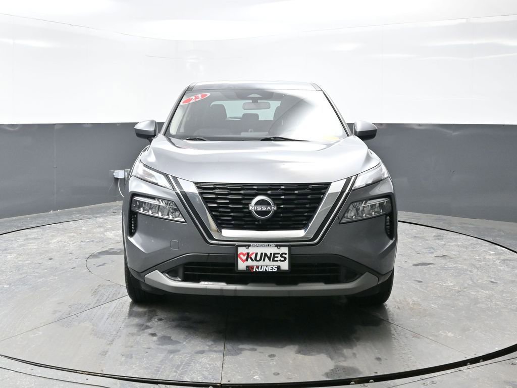 Used 2023 Nissan Rogue SV image 7