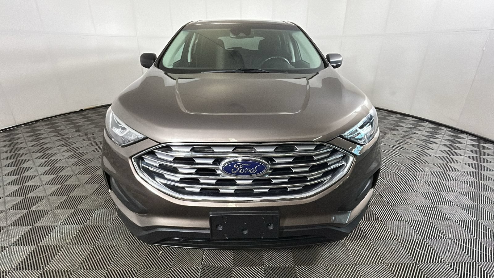 Used 2019 Ford Edge SE AWD/4WD image 8