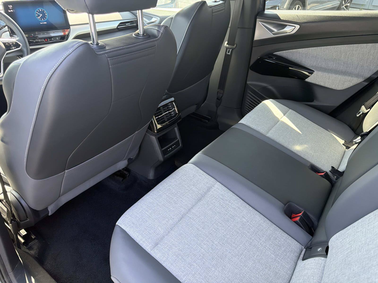 Certified 2023 Volkswagen ID.4 Pro RWD image 10