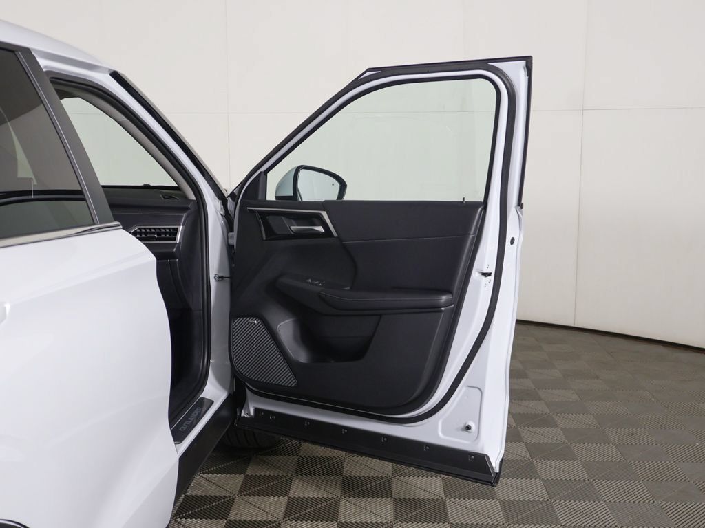 New 2026 Mitsubishi Outlander SE FWD image 22