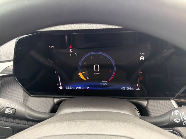 Used 2025 Chevrolet TrailBlazer LT AWD/4WD image 15