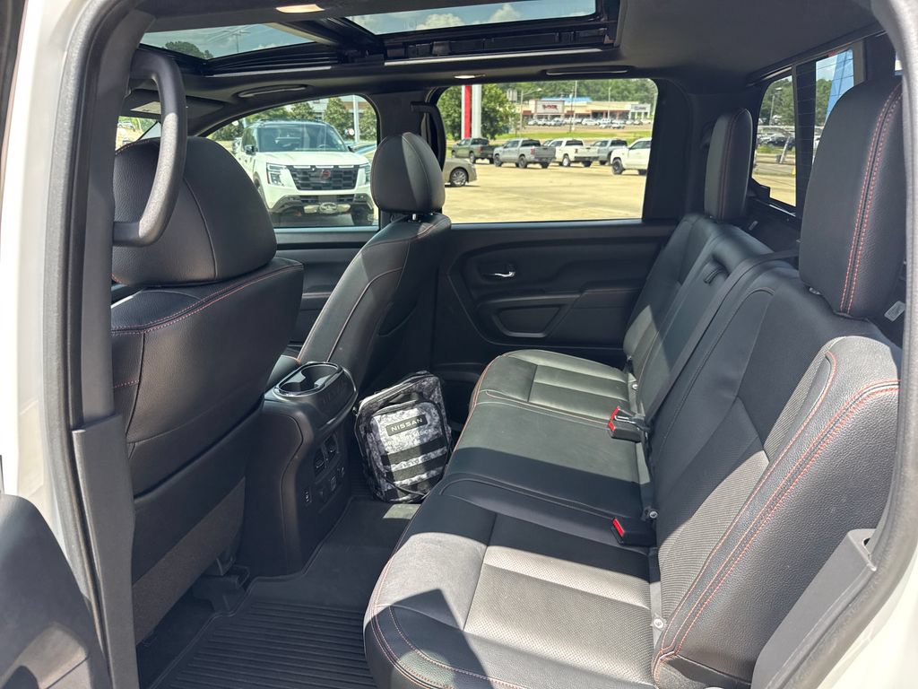 Used 2023 Nissan Titan PRO-4X w/ Pro-4x Convenience Package AWD/4WD image 25