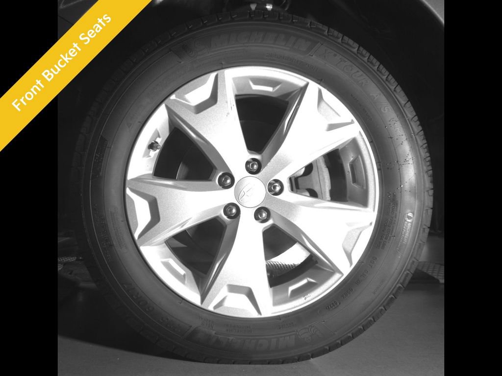 Used 2016 Subaru Forester 2.5i Premium w/ All-Weather Package AWD/4WD image 9