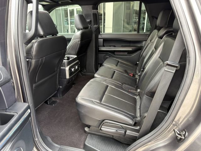 Used 2021 Ford Expedition XLT image 14