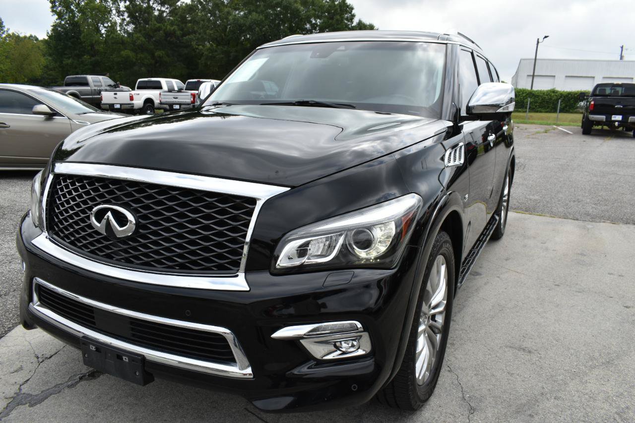 Used 2017 INFINITI QX80 2WD w/ Deluxe Technology Package image 2