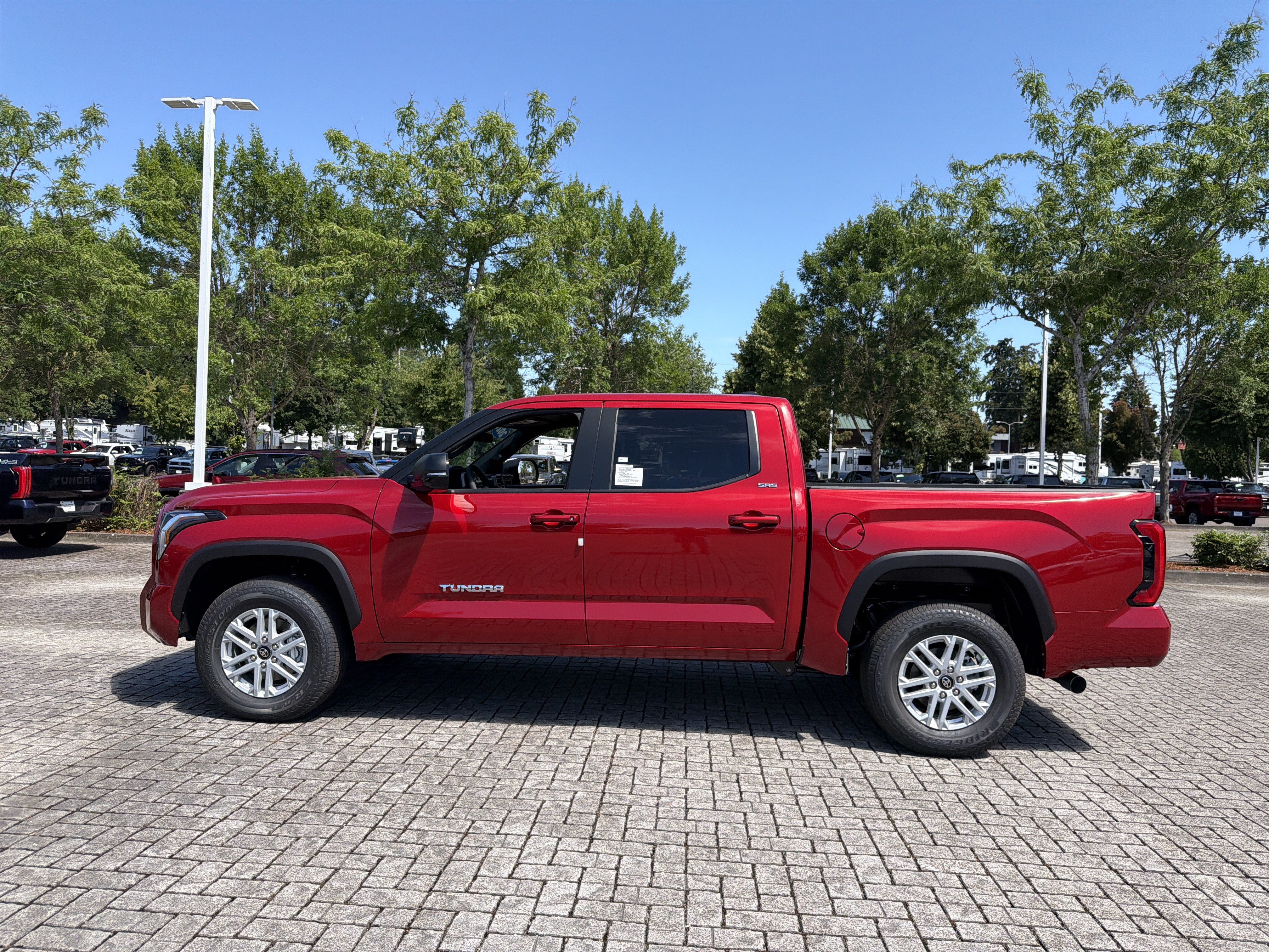 New 2026 Toyota Tundra SR5 w/ SR5 Premium Package AWD/4WD image 4