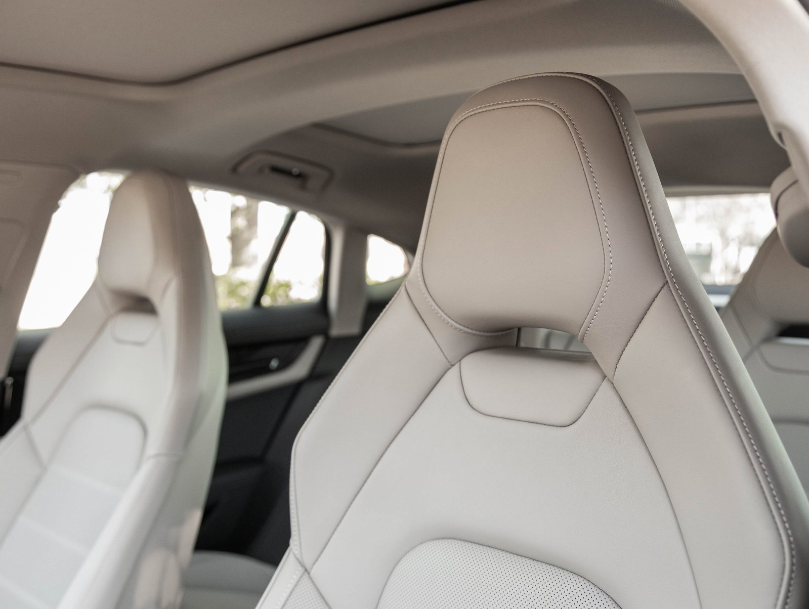 New 2026 Porsche Panamera 4 image 25