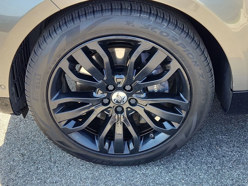 Used 2019 Land Rover Range Rover Sport HSE image 9