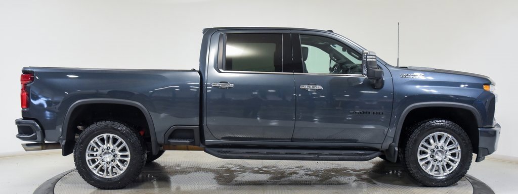 Used 2020 Chevrolet Silverado 3500 High Country w/ LPO, Dark Essentials Package image 9