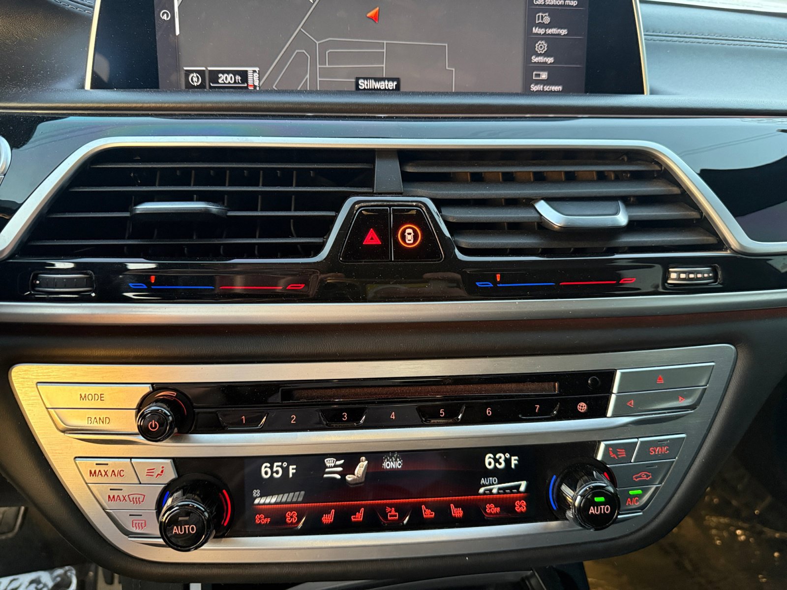 Used 2020 BMW M760i xDrive w/ Luxury Rear Seating Package AWD/4WD image 28