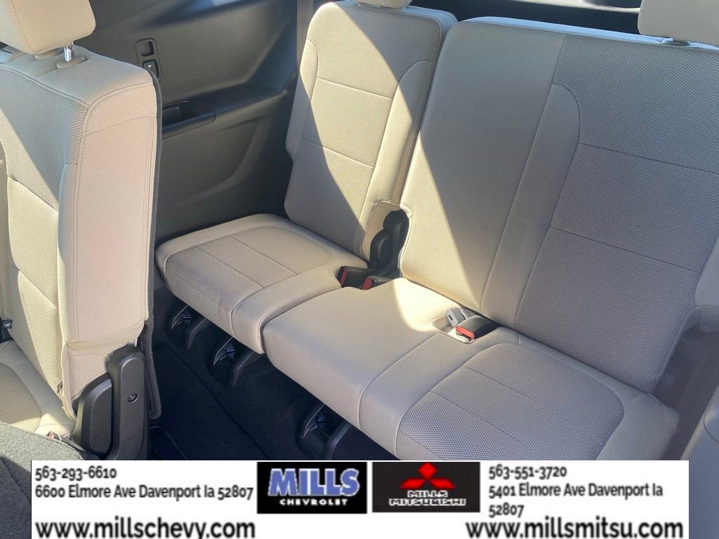 Used 2023 Chevrolet Traverse LS w/ LPO, Cargo Package image 12