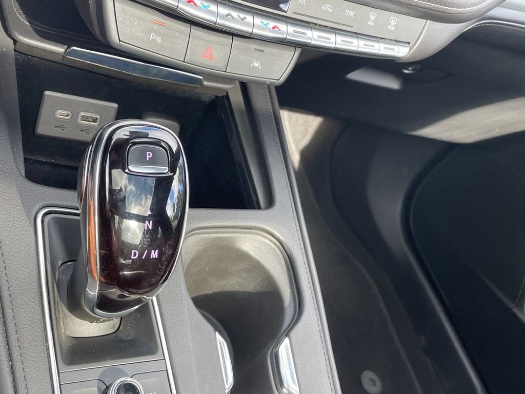 Certified 2023 Cadillac XT4 Premium Luxury AWD/4WD image 28