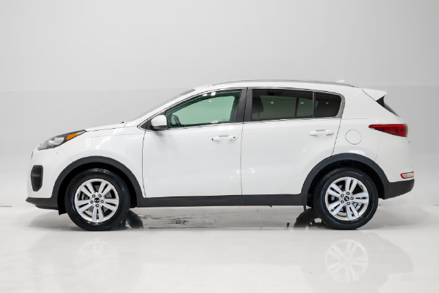 Used 2017 Kia Sportage LX w/ LX Popular Package FWD image 24