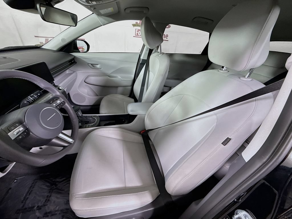Certified 2025 Hyundai Kona SEL AWD/4WD image 25